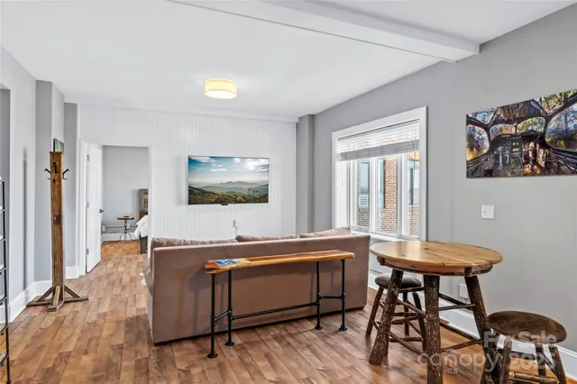 $339,000 | 538 North Main Street, Unit 519 518 520, Hendersonville, NC 28792