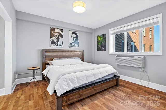 $339,000 | 538 North Main Street, Unit 519 518 520, Hendersonville, NC 28792