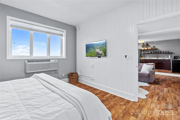 $339,000 | 538 North Main Street, Unit 519 518 520, Hendersonville, NC 28792