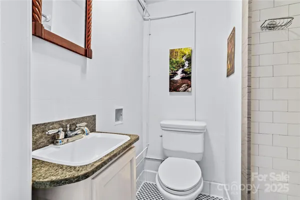 $339,000 | 538 North Main Street, Unit 519 518 520, Hendersonville, NC 28792