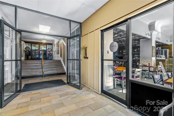 $339,000 | 538 North Main Street, Unit 519 518 520, Hendersonville, NC 28792