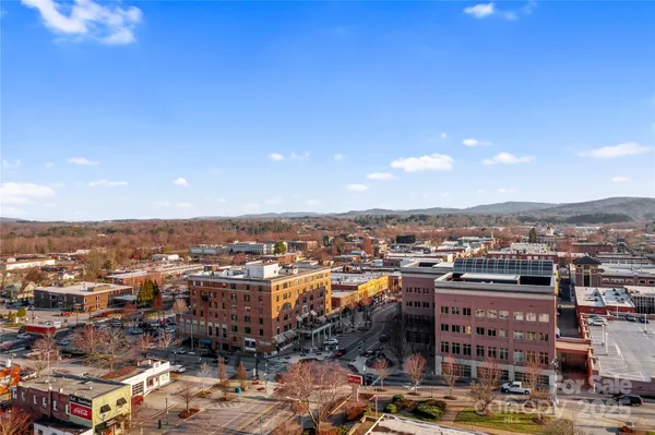 $339,000 | 538 North Main Street, Unit 519 518 520, Hendersonville, NC 28792