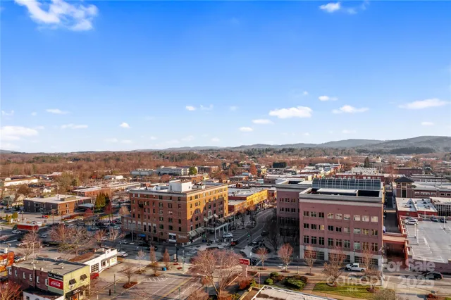 $339,000 | 538 North Main Street, Unit 519 518 520, Hendersonville, NC 28792