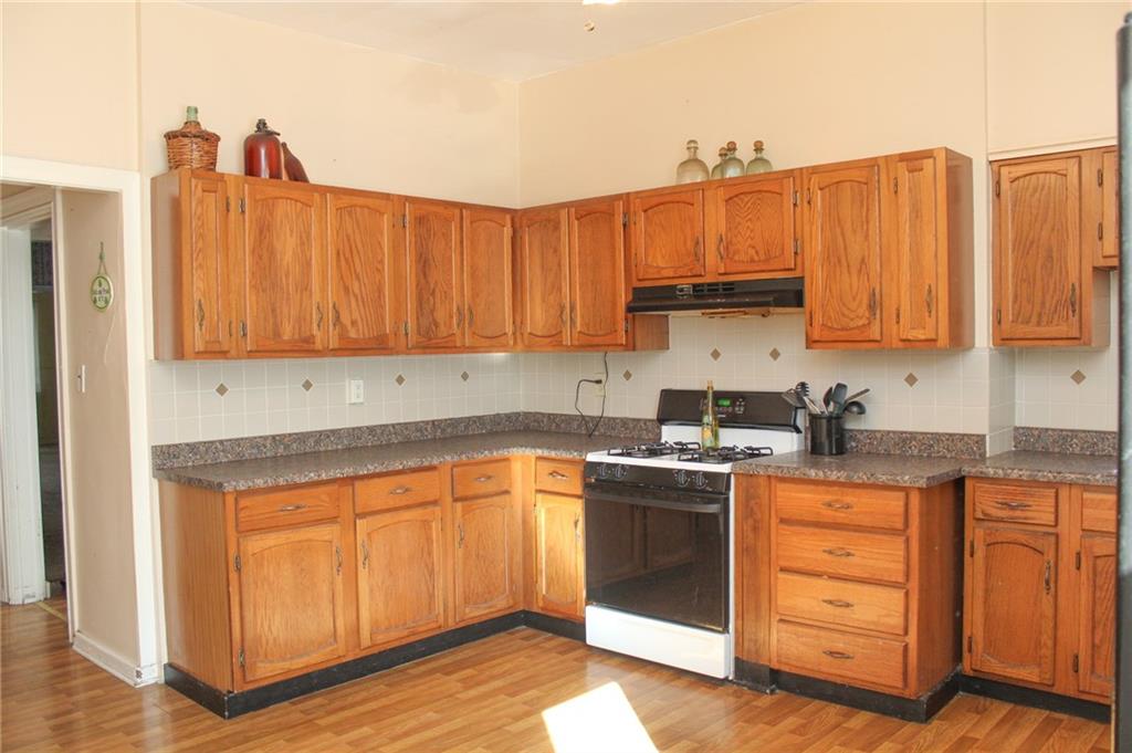 5424 Howe Street Pittsburgh, PA 15232 - Photo 8 of 25 Gallery Image 8