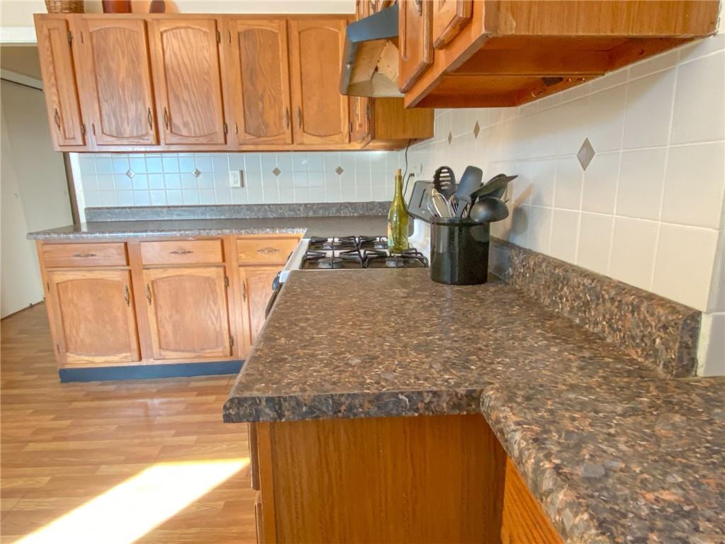 5424 Howe Street Pittsburgh, PA 15232 - Photo 9 of 25 Gallery Image 9