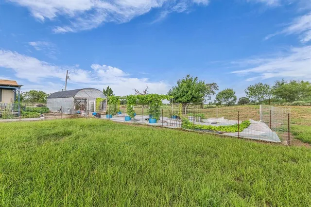$2,350,000 | 1292 County Road 105, Marlin, TX 76661