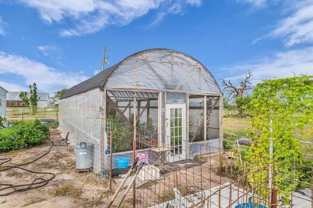 $2,350,000 | 1292 County Road 105, Marlin, TX 76661