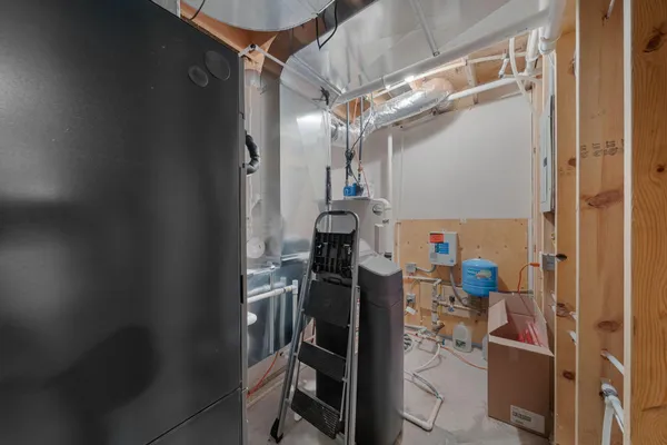 $325,000 | 28131 Overland Trailway, Webster, WI 54893