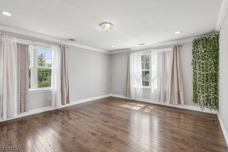 45 Wilmore Road Little Falls, NJ 07424 - Photo 16 of 40