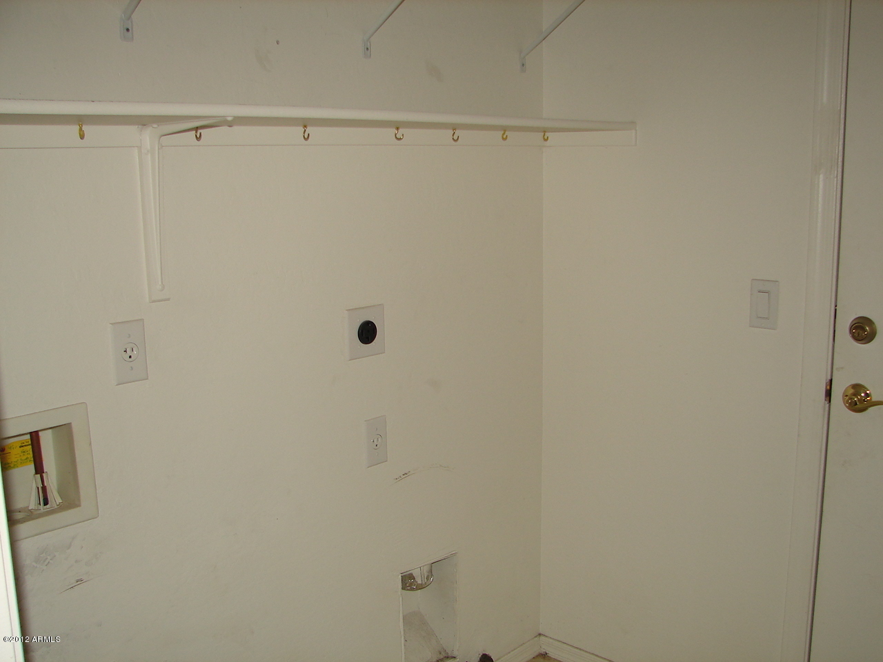 5325 West Pecan Road Laveen, AZ 85339 - Photo 16 of 25 laundry