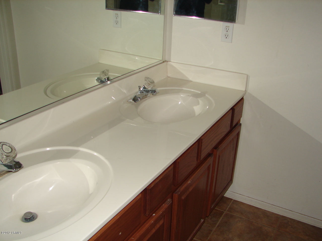 5325 West Pecan Road Laveen, AZ 85339 - Photo 23 of 25 master bath