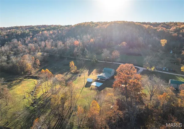 $950,000 | 3385 County Road 5615, Bunker, MO 63629