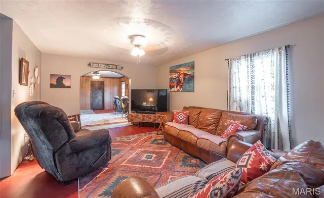 $1,200,000 | 3385 County Road 5615, Bunker, MO 63629