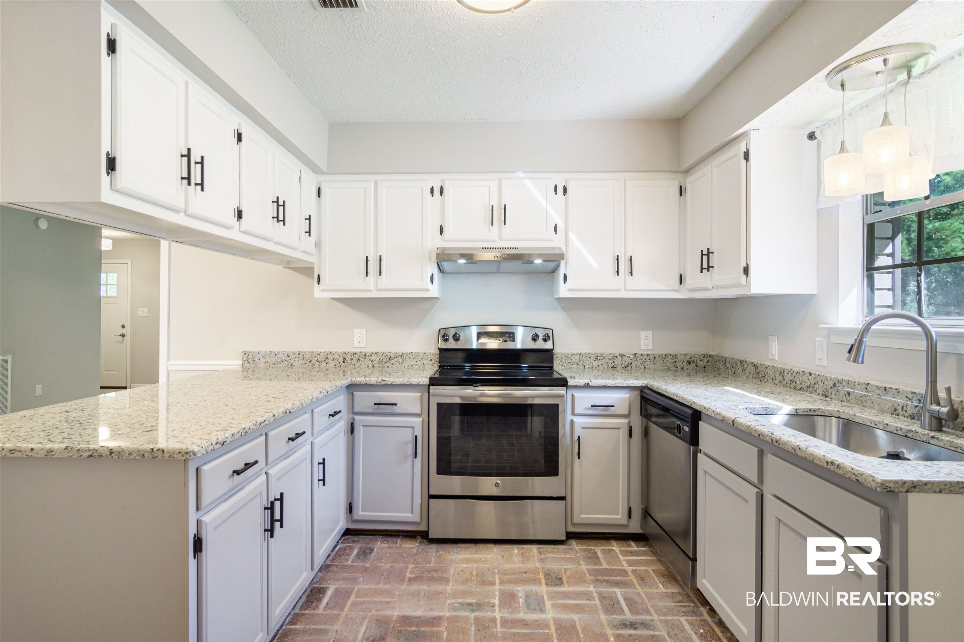 100 Vista Circle Daphne, AL 36526 - Photo 13 of 25