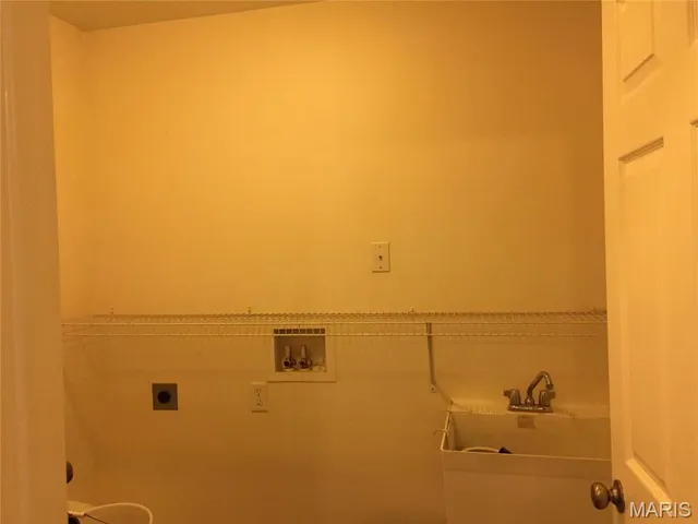 $2,300 | 1707 Wakefield Drive, St. Peters, MO 63376