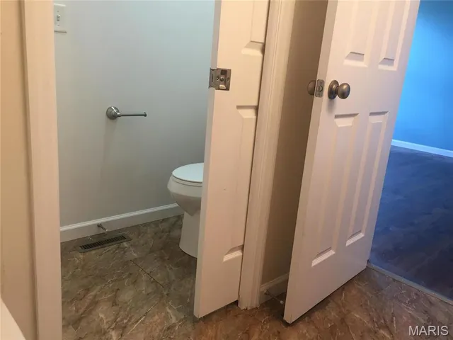 $2,300 | 1707 Wakefield Drive, St. Peters, MO 63376