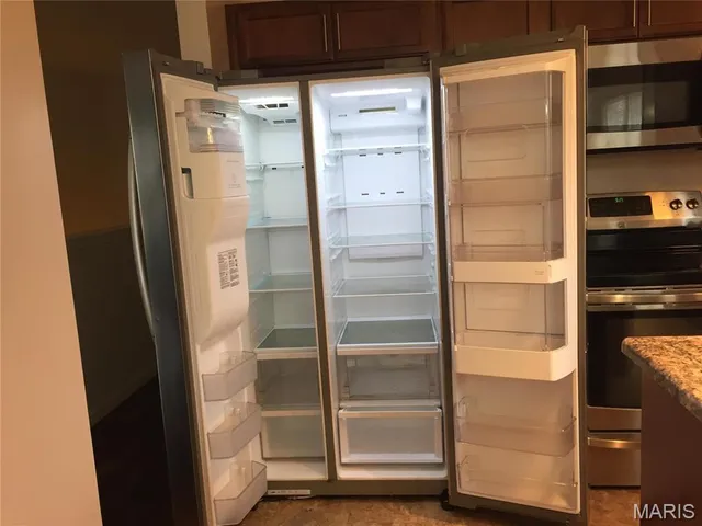 $2,300 | 1707 Wakefield Drive, St. Peters, MO 63376