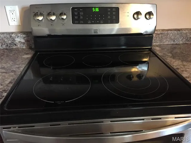 $2,300 | 1707 Wakefield Drive, St. Peters, MO 63376