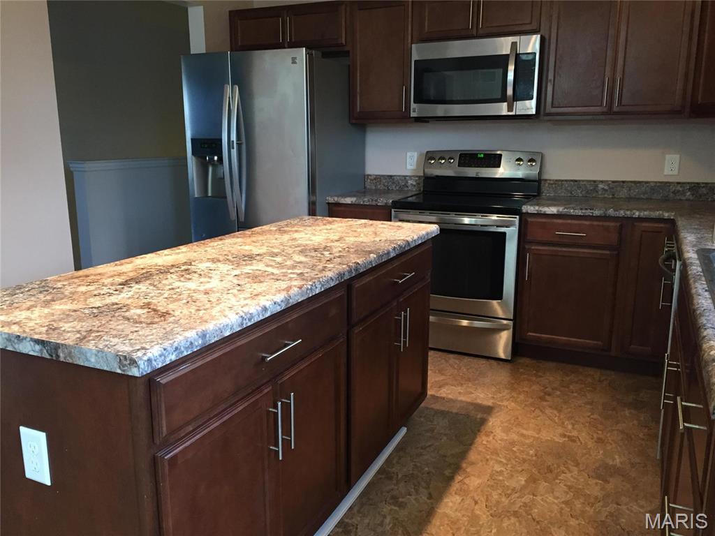 1707 Wakefield Drive St. Peters, MO 63376 - Photo 5 of 29