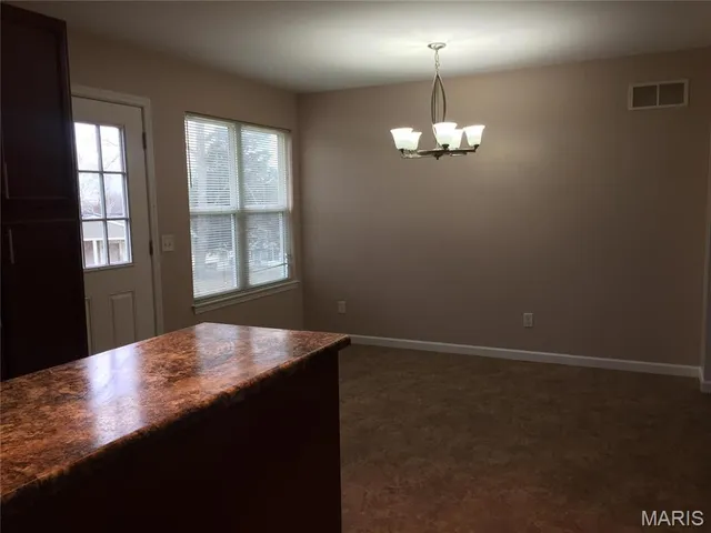 $2,300 | 1707 Wakefield Drive, St. Peters, MO 63376