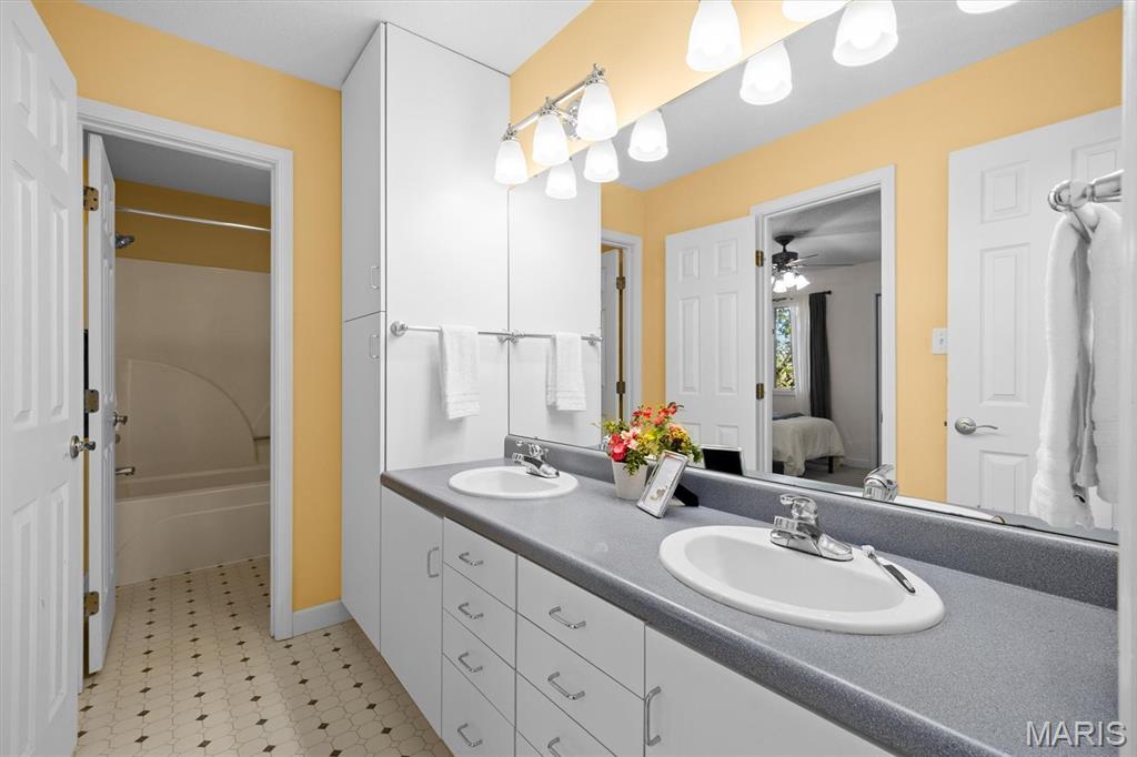 9 Hunters Point O'Fallon, IL 62269 - Photo 40 of 69