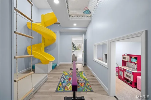 $595,000 | 9 Hunters Point, O'Fallon, IL 62269