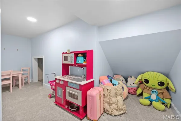 $595,000 | 9 Hunters Point, O'Fallon, IL 62269