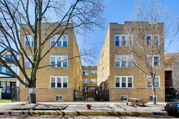 $190,000 | 4722 North Kenneth Avenue, Unit 3W, Chicago, IL 60630