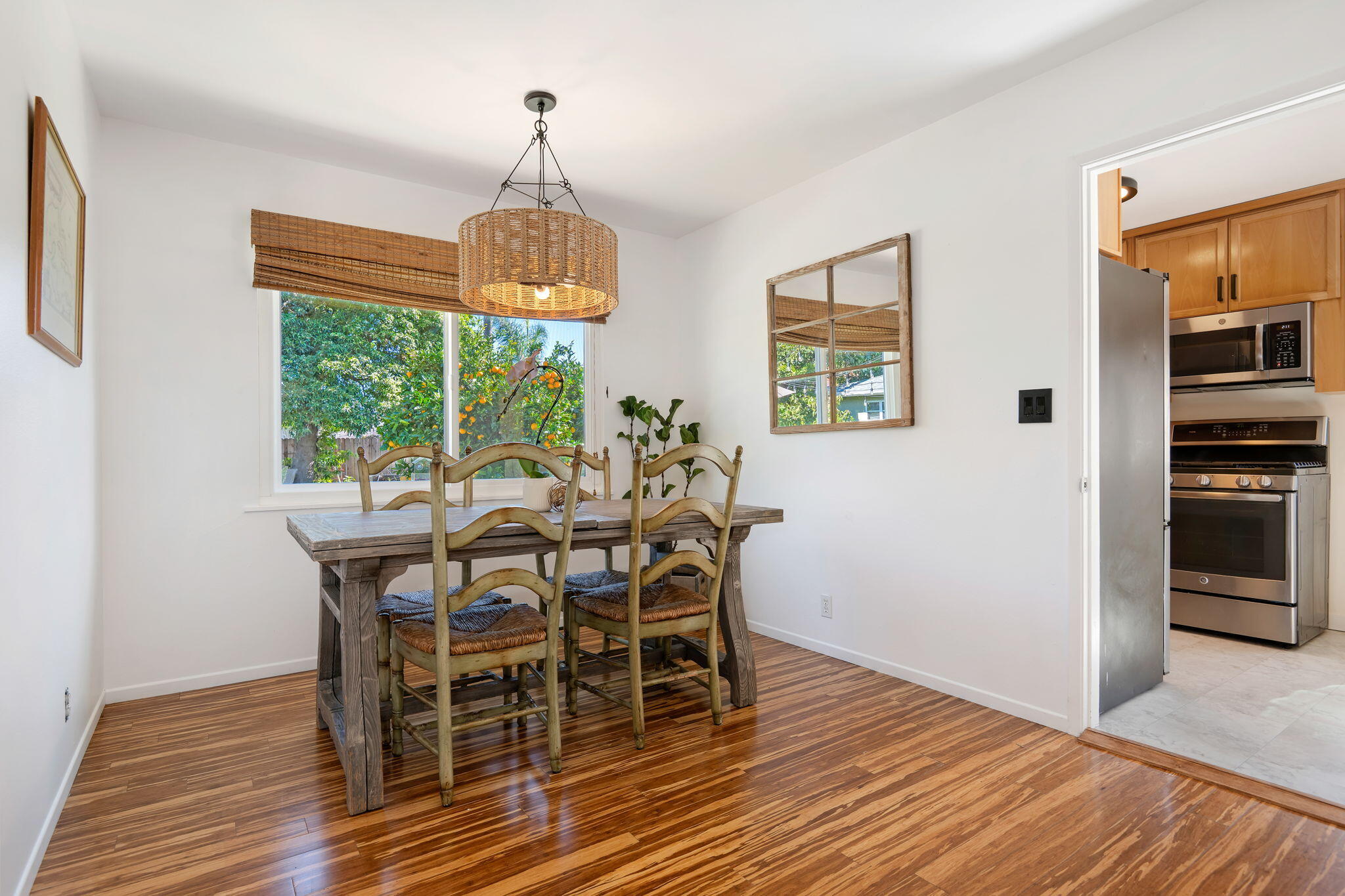 36 Tinker Way Santa Barbara, CA 93101 - Photo 8 of 26 09-Dining