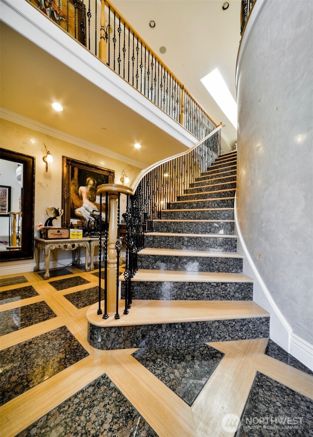 0 124th Kirkland, WA 98034 - Photo 1 of 10 a view of entryway