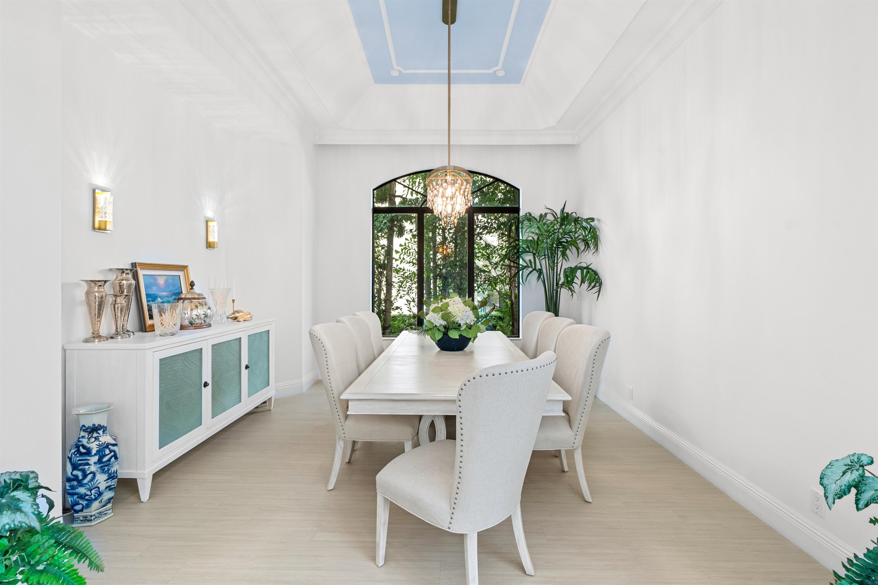 17894 Monte Vista Drive Boca Raton, FL 33496 - Photo 5 of 47 a dining room with furniture and window