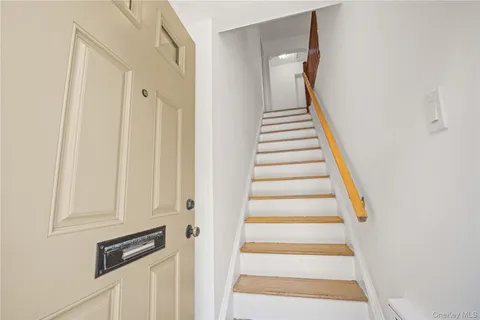 $330,000 | 73-10 Springfield Boulevard, Unit B | Oakland Gardens