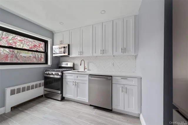 $349,999 | 73-10 Springfield Boulevard, Unit B | Oakland Gardens