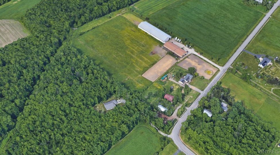 6475 Bartz Road Lockport Town, NY 14094 - Photo 1 of 1