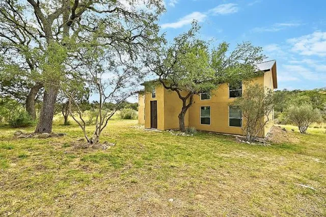 $550,000 | 2401 Saddle Gun, Horseshoe Bay, TX 78657