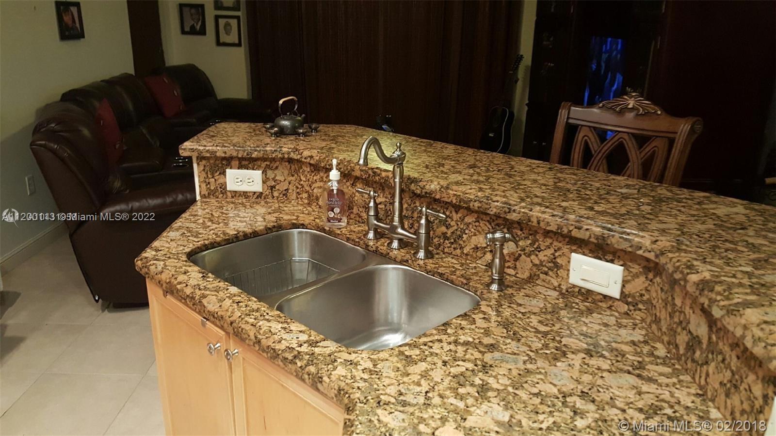 Monarch Lakes Miramar, FL 33027 - Photo 4 of 9