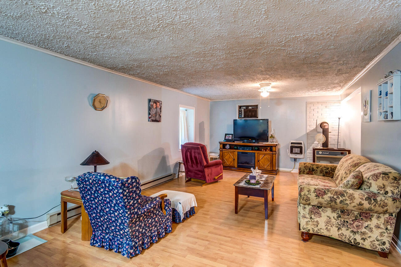 11129 Highway 1036 Road Irvine, KY 40336 - Photo 10 of 45 151