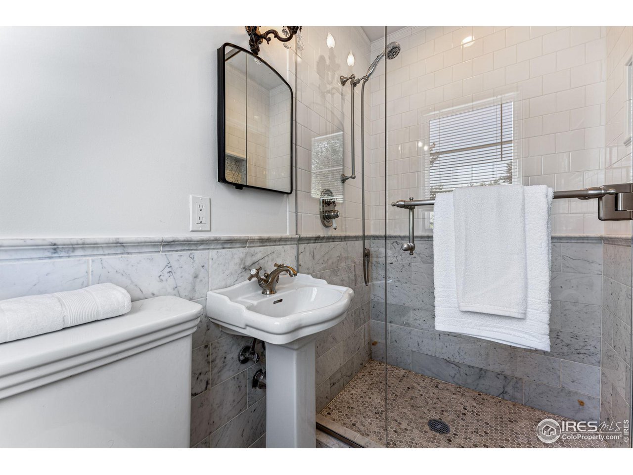 909 Baseline Road Boulder, CO 80302 - Photo 18 of 39 Ensuite