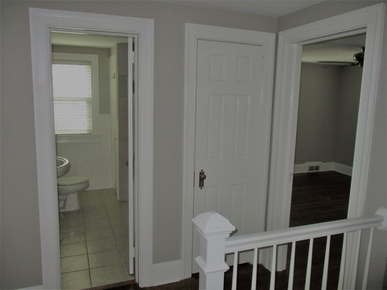 2320 Oxford Road Raleigh, NC 27608 - Photo 8 of 13 Second Floor Hallway
