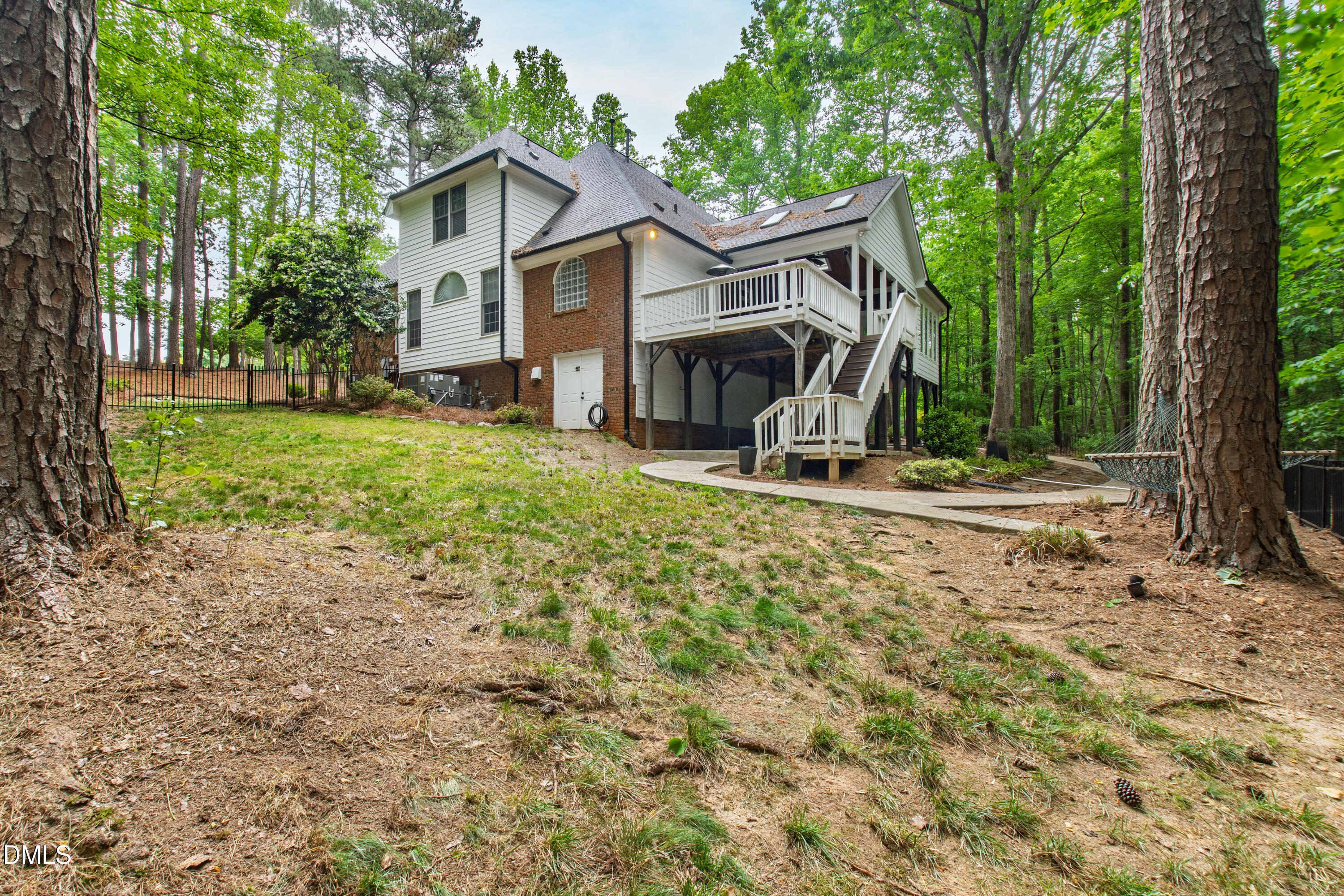 1023 Old Meetinghouse Way Raleigh, NC 27615 - Photo 55 of 58