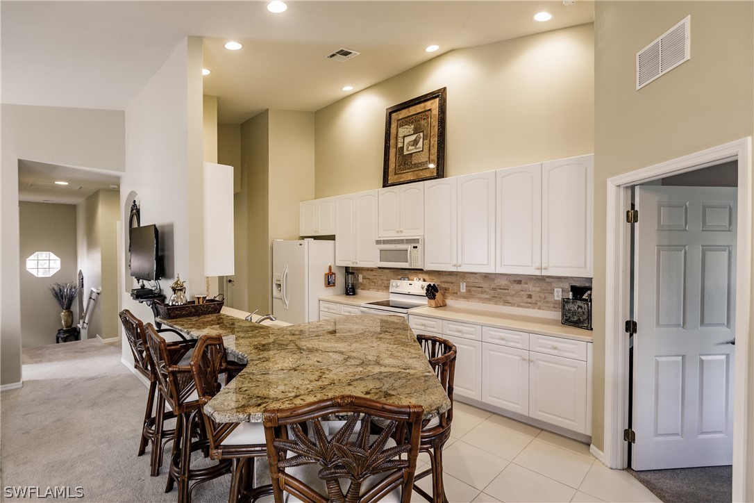 5260 Park Road, Unit 4 Fort Myers, FL 33908 - Photo 9 of 30 Gallery Image 9