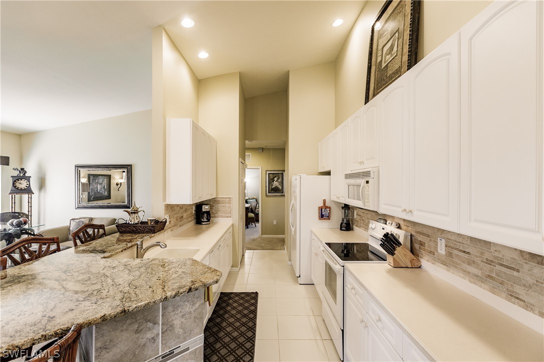 5260 Park Road, Unit 4 Fort Myers, FL 33908 - Photo 10 of 30 Gallery Image 10