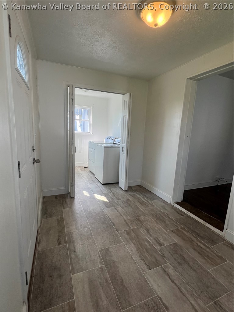 136 Cabell Street Dunbar, WV 25064 - Photo 3 of 17 Gallery Image 3