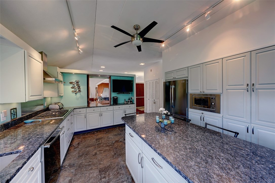 15 Baileys Ledge Road Little Compton, RI 02837 - Photo 17 of 40