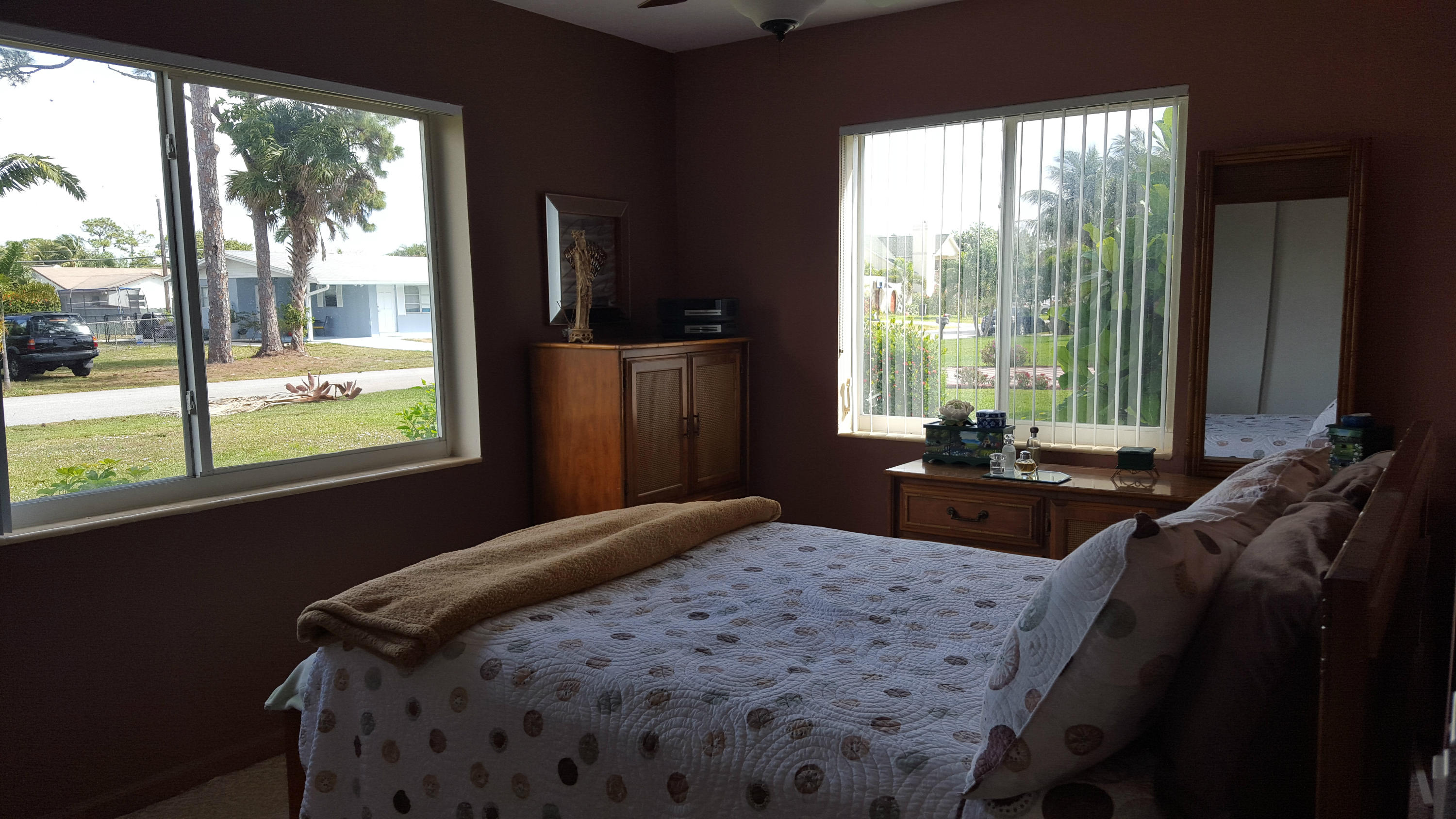 5148 Madison Road Delray Beach, FL 33484 - Photo 7 of 12 MADISON RD MASTER BEDROOM