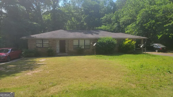 $179,000 | 250 Lake Drive, Milledgeville, GA 31061