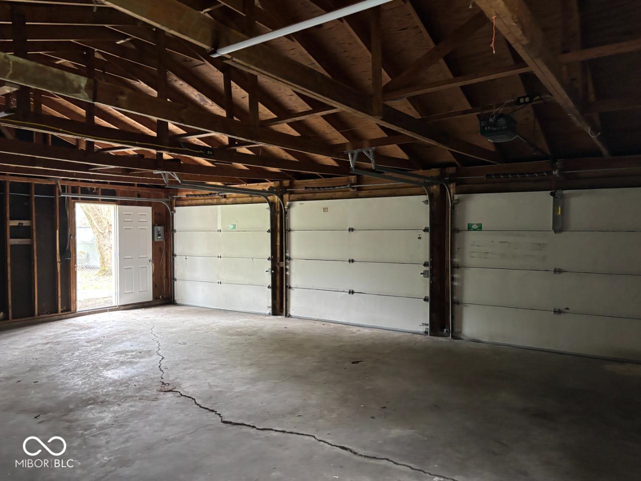 1405 South Ribble Avenue Muncie, IN 47302 - Photo 7 of 26