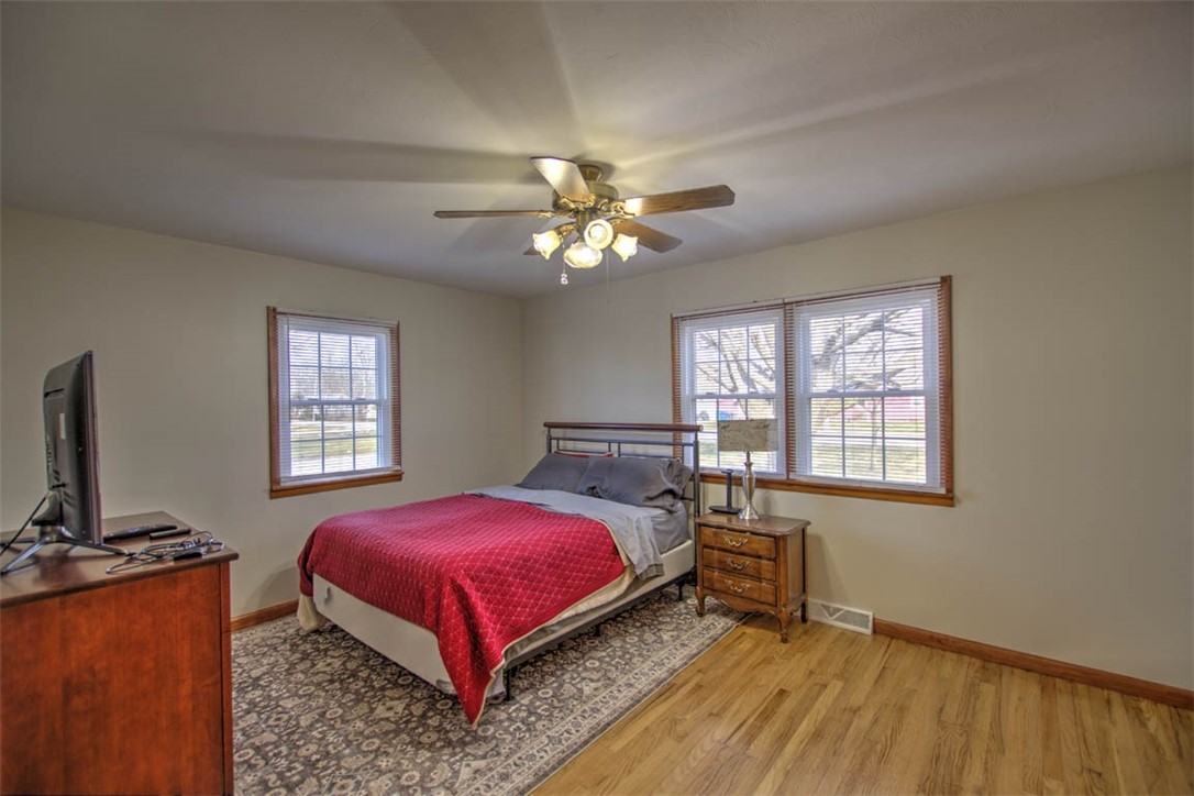 295 North Country Club Road Decatur, IL 62521 - Photo 16 of 25 Gallery Image 16