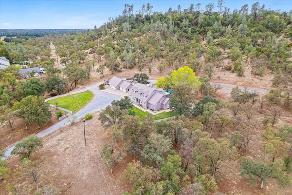$815,000 | 10190 Oak Run Road, Oak Run, CA 96069