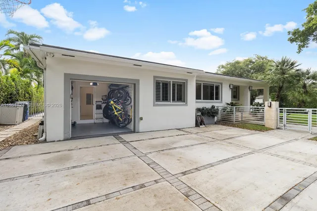 $3,250,000 | 5601 Maggiore Street, Coral Gables, FL 33146
